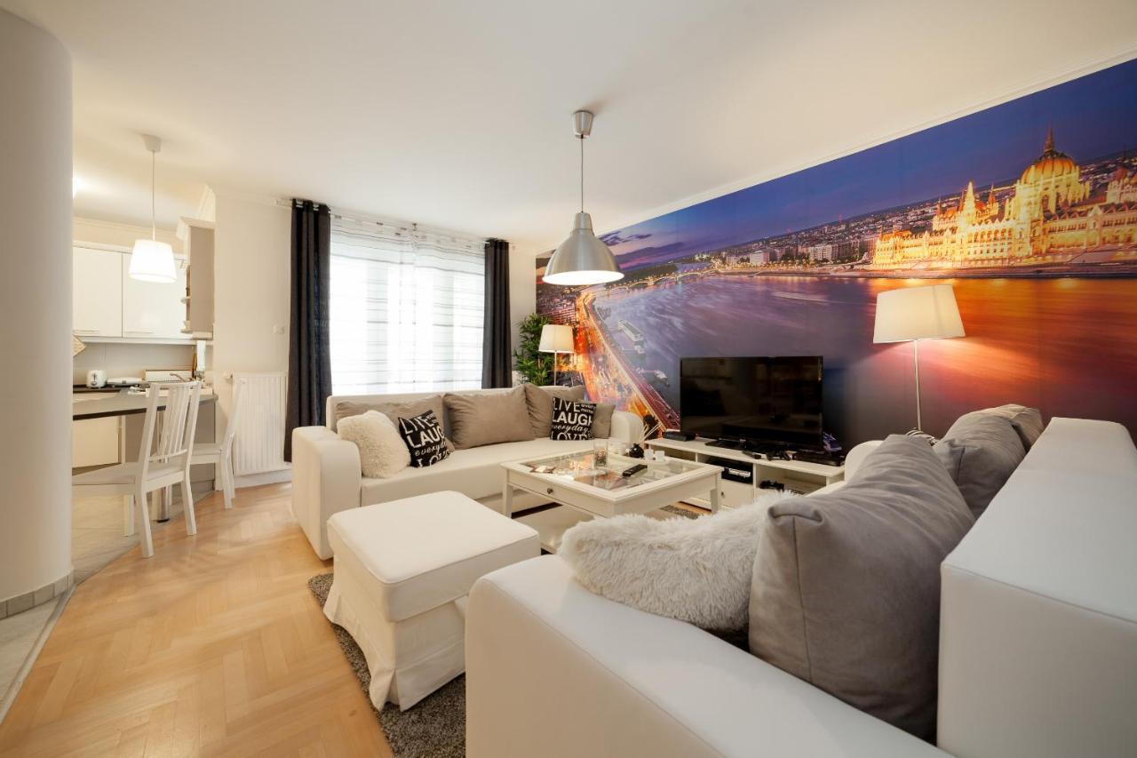 Gde Hollo Apartments Будапеща Екстериор снимка
