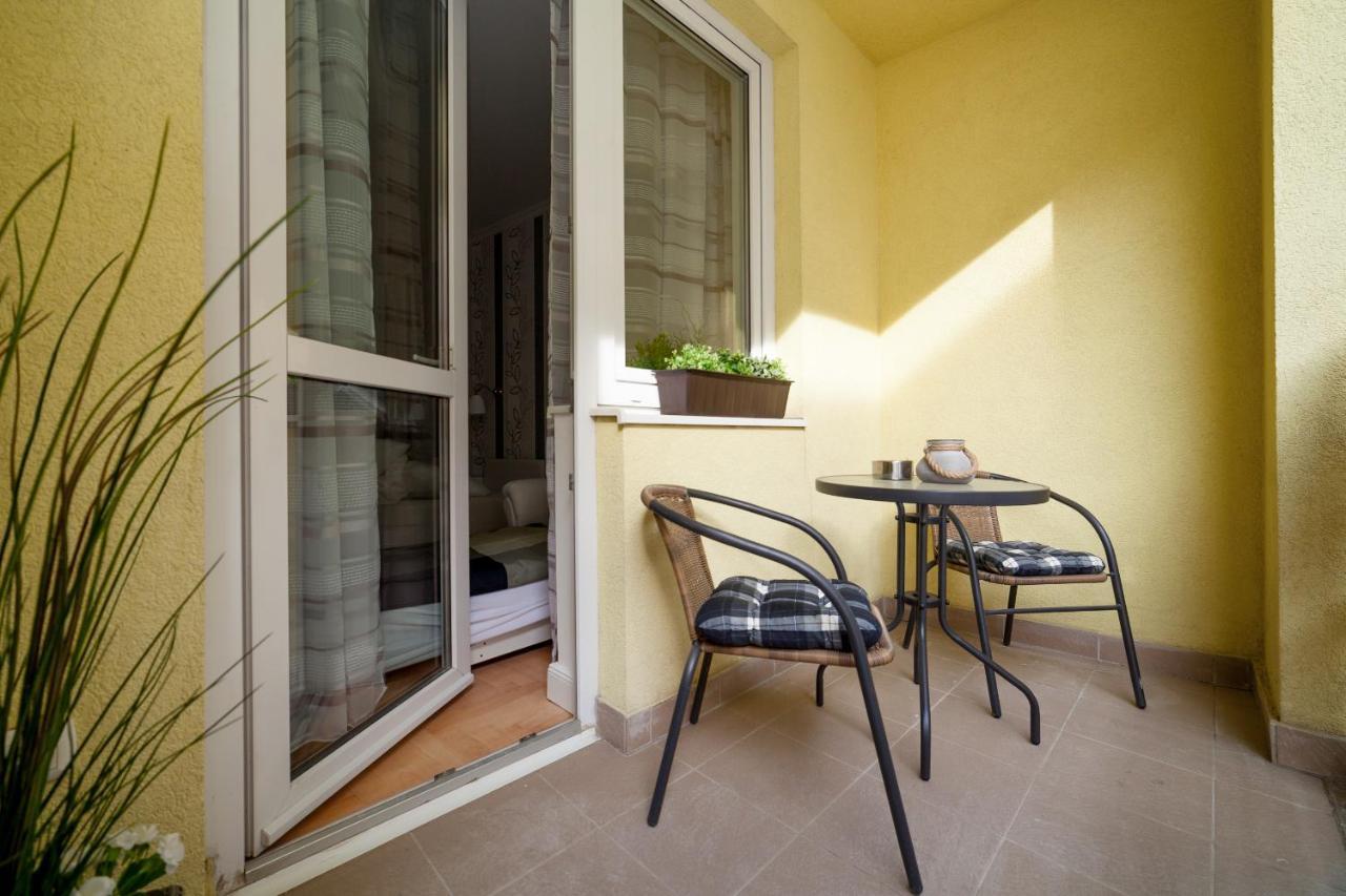 Gde Hollo Apartments Будапеща Екстериор снимка