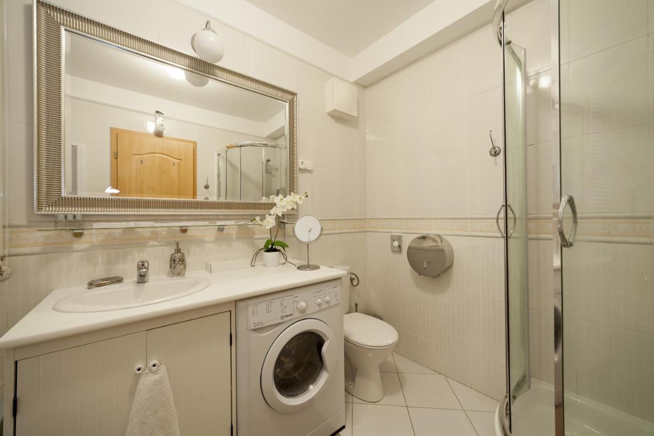 Gde Hollo Apartments Будапеща Екстериор снимка